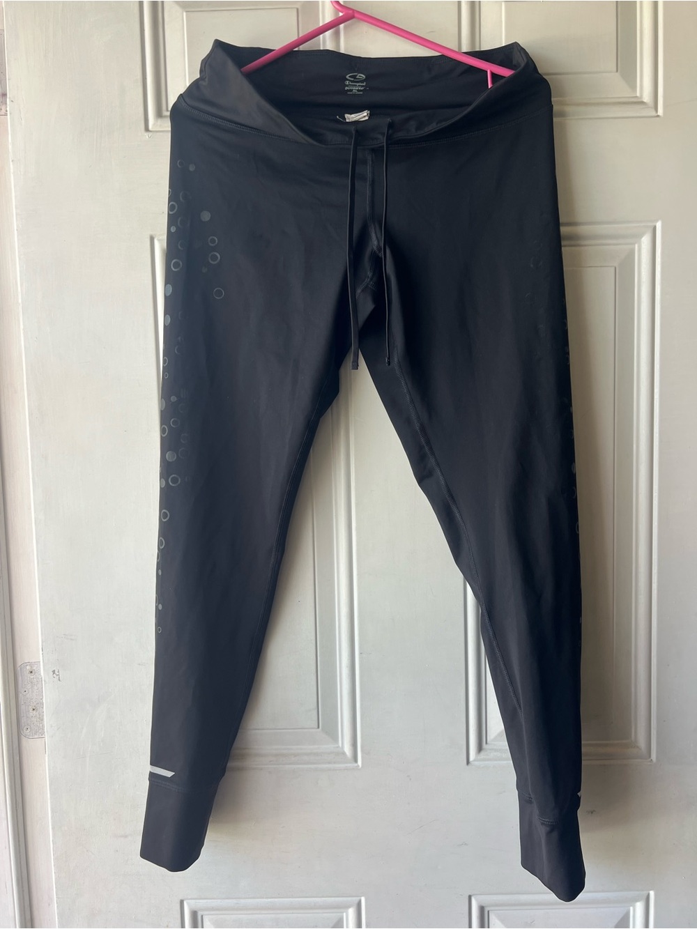 Champion Black Women's Athletic Leggings with Subtle Circle Accents
